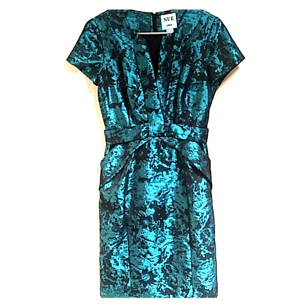 Nue by Shani | Metallic Sheath Dress